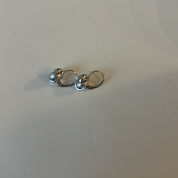 Silver knot earrings - Picture 3 of 3